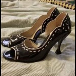 Fluevog Hepburns used 8.5